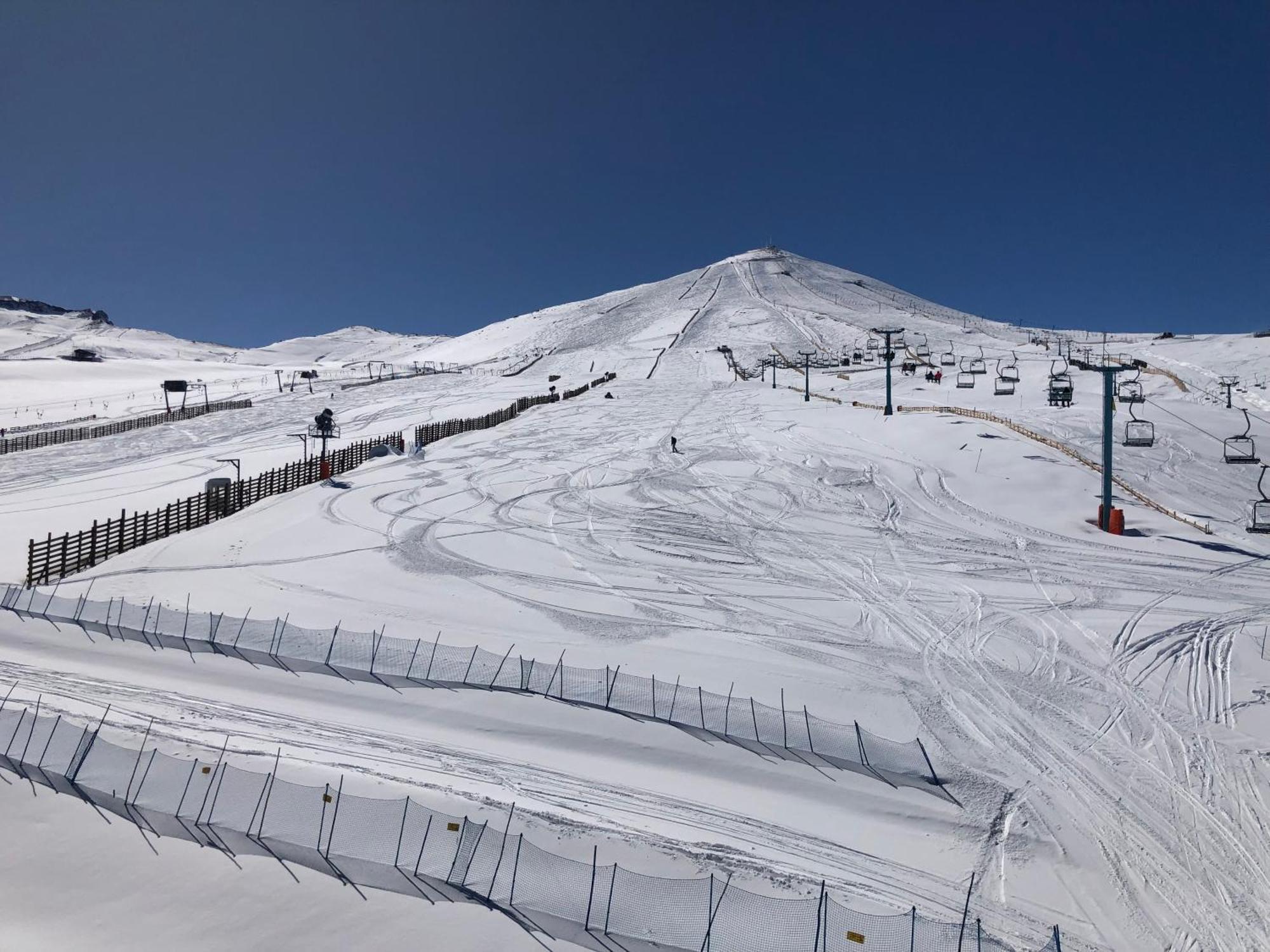 Departamentos Alojamiento Oficial Gran Parador Ski In - Out, Centro De Ski El Colorado, Farellones - Unico Con Descuentos En Servicios Del Centro De Ski Εξωτερικό φωτογραφία